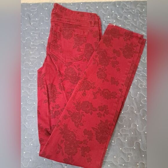 Mudd red floral skinny jeans size 3 - Picture 1 of 5